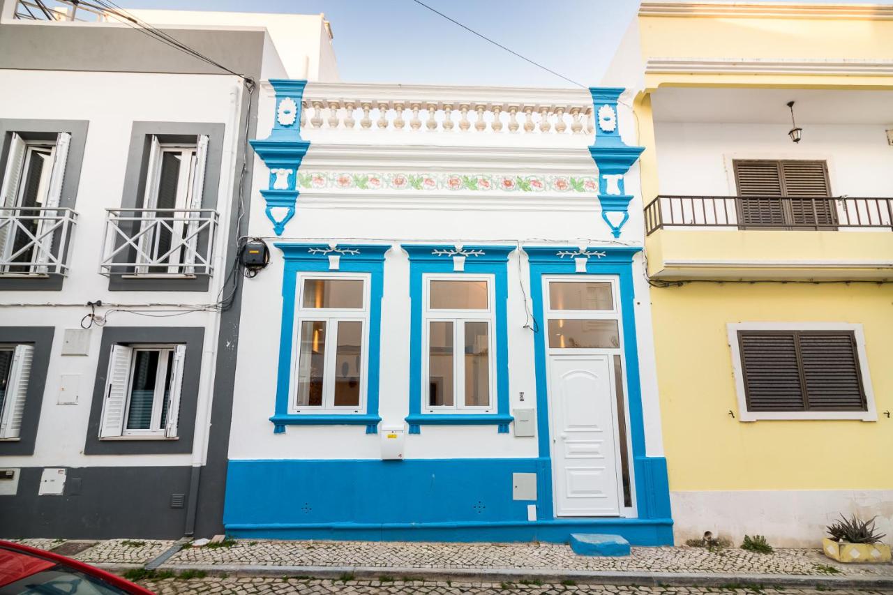 Casa BrancAzul - B&B Olhão