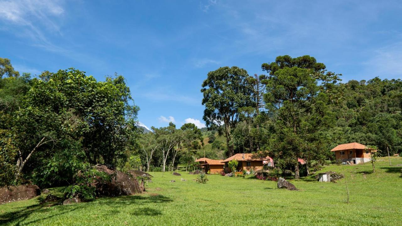 Chalés Das Estrelas - B&B