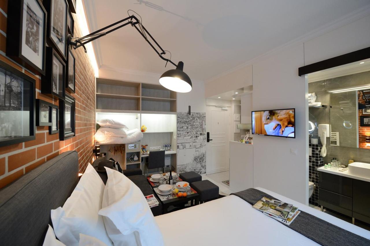 Studio 303