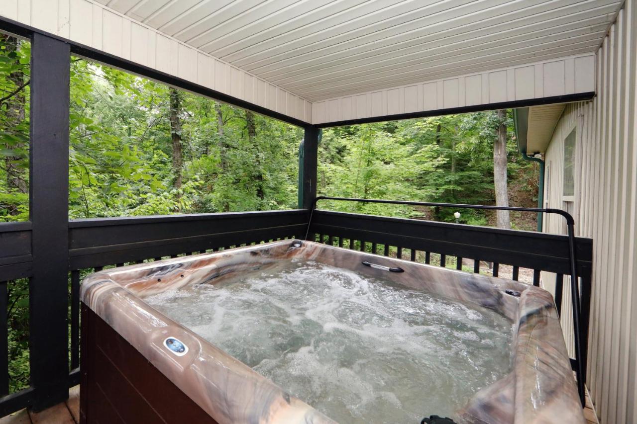 Cedar Falls #8 - B&B