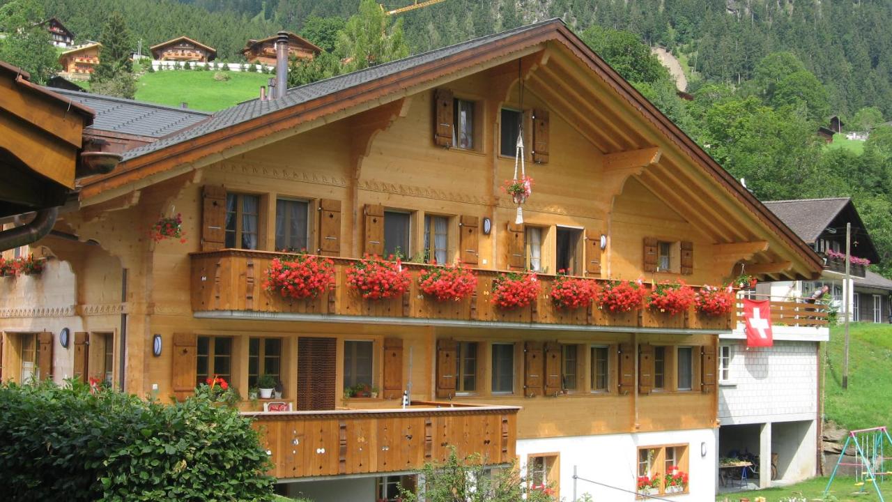 Chalet uf em Stutz 2 - B&B Grindelwald