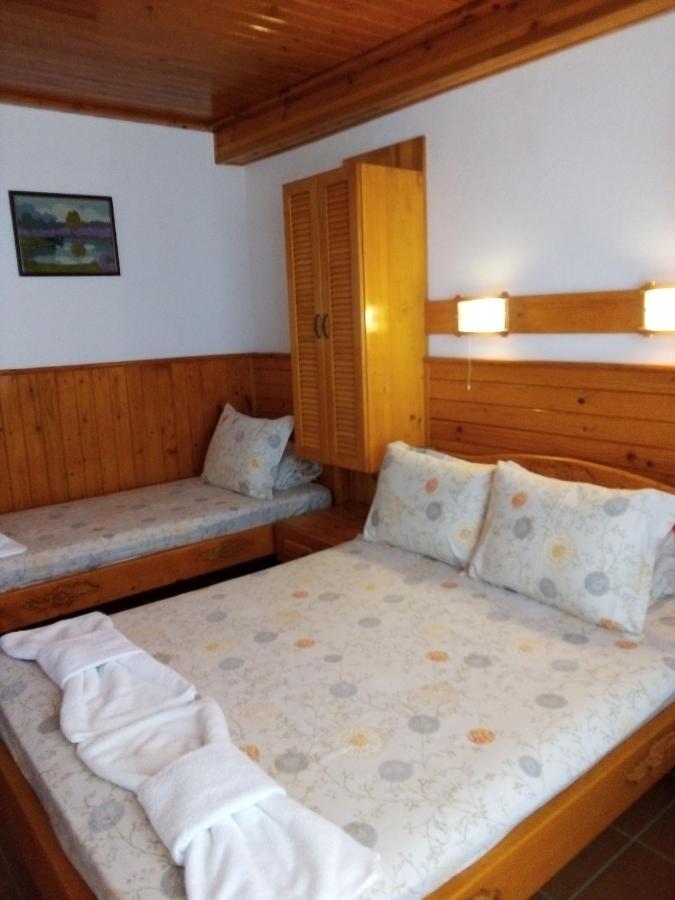 Standard Triple Room with Sea View