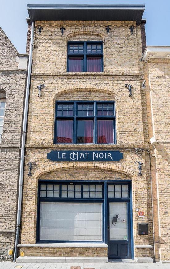 B&B Ieper - LE CHAT NOIR - Bed and Breakfast Ieper