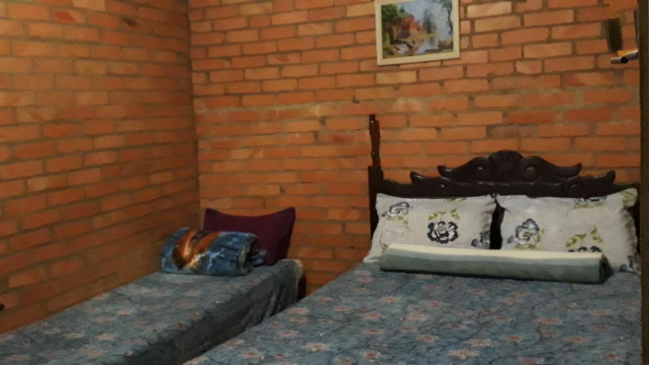 Familienzimmer mit Doppelbett