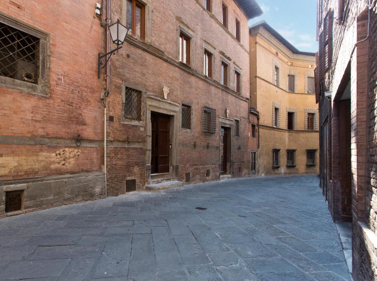 Palazzo Piccolomini - B&B