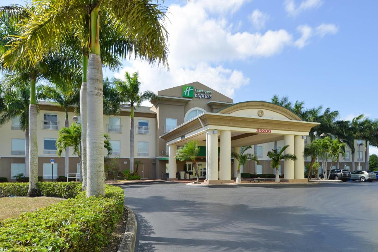 B&B Florida City - Holiday Inn Express & Suites Florida City-Gateway To Keys, an IHG Hotel - Bed and Breakfast Florida City