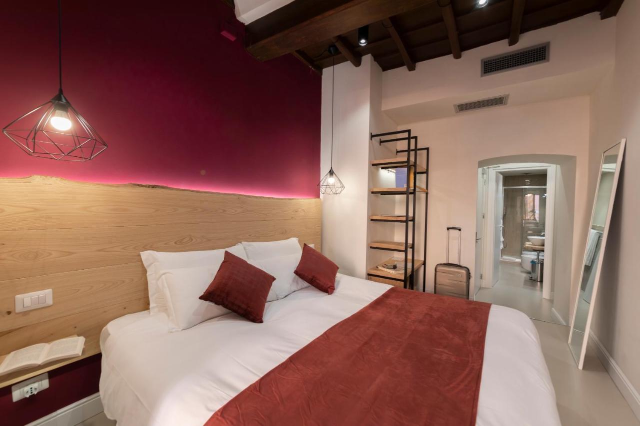 Queen Room with Spa Bath