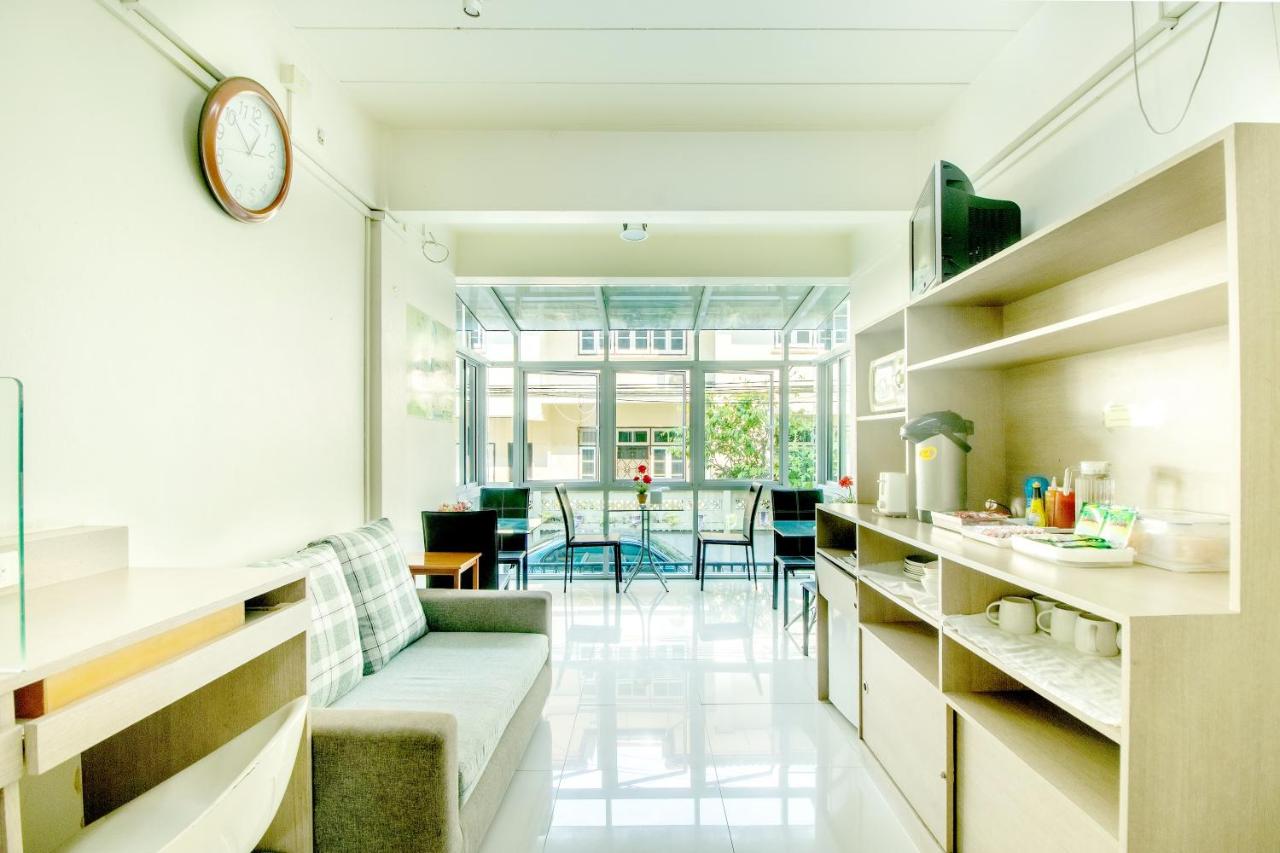 Riski Residence Bangkok-noi - Wasit Apartment - B&B Bangkok