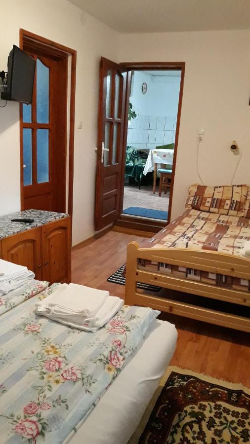 Familienzimmer mit Badewanne