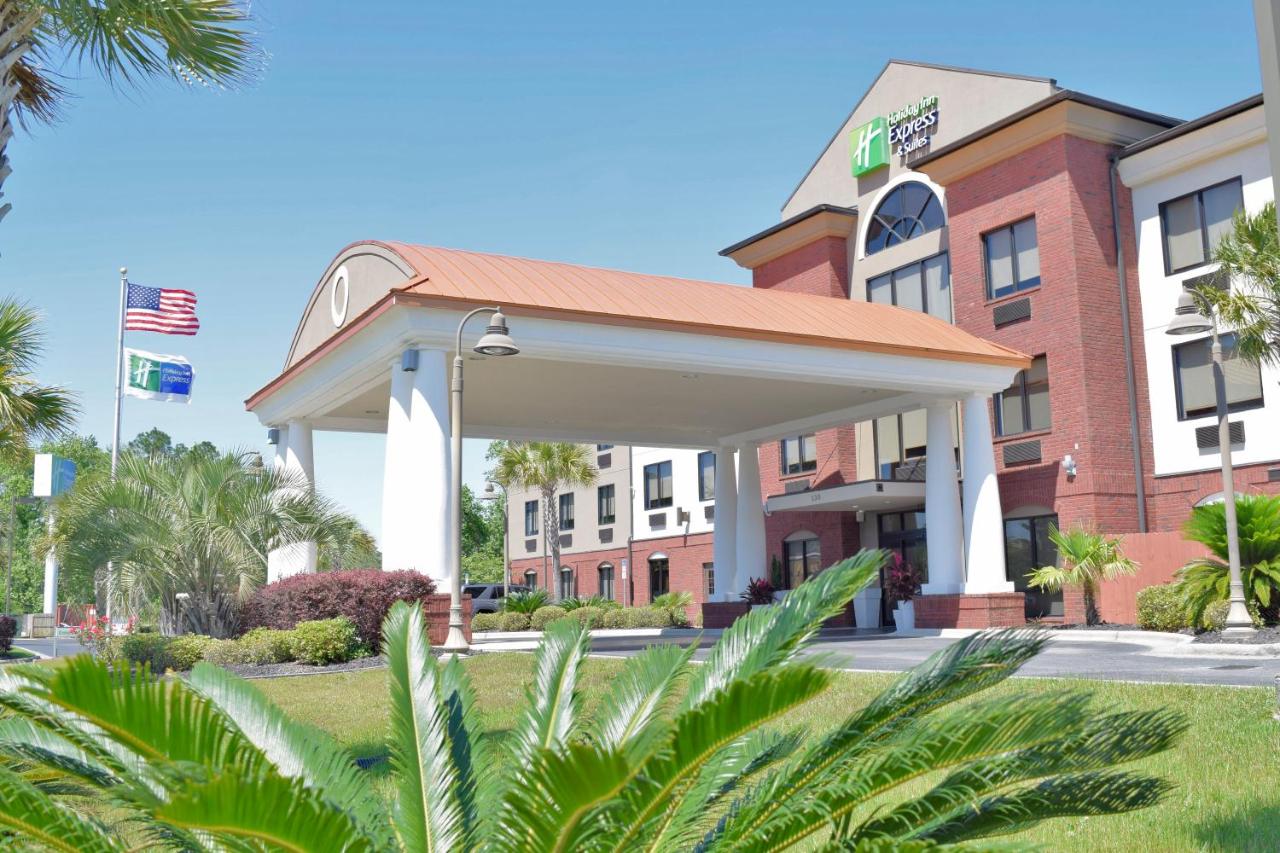 B&B Pensacola - Holiday Inn Express & Suites Pensacola West I-10, an IHG Hotel - Bed and Breakfast Pensacola