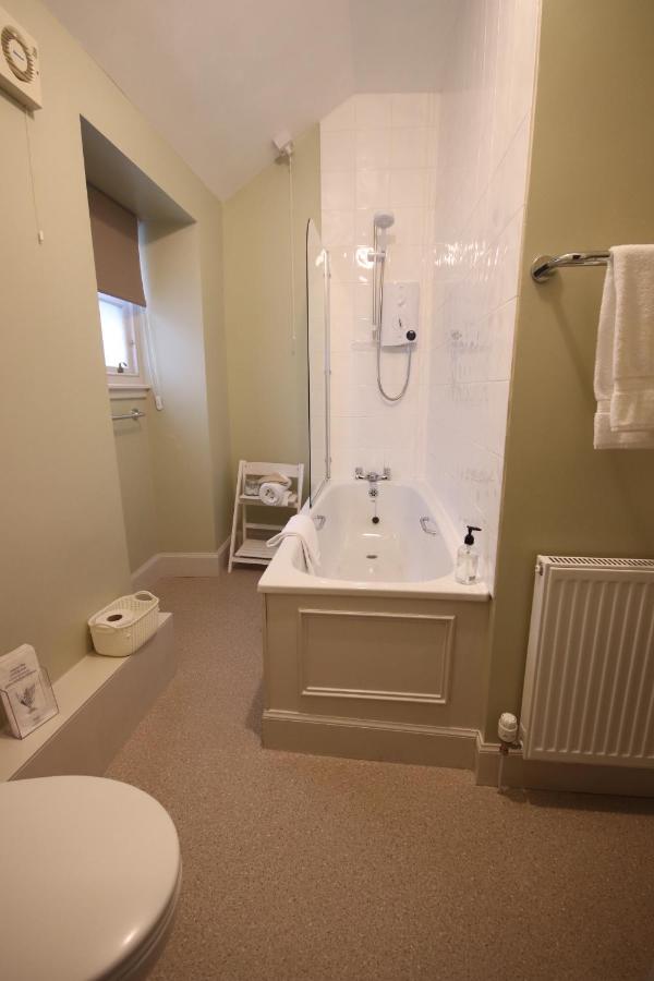 Grote Kamer met 2 Bedden
