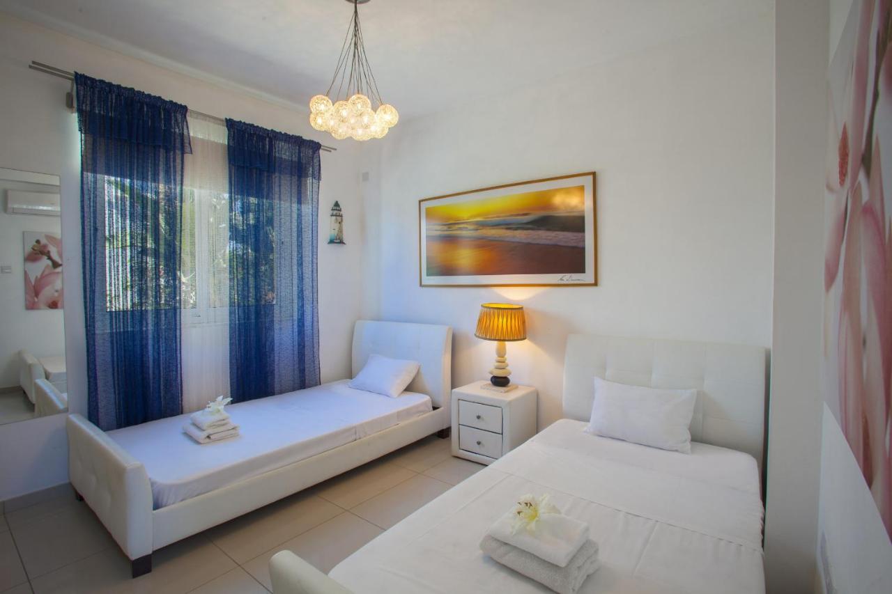 Villa with Sea View