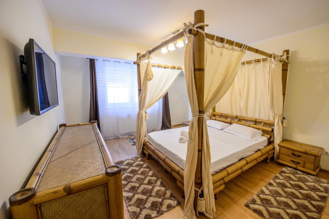 B&B Mamaia - Apartament Baldachin Mamaia - Bed and Breakfast Mamaia