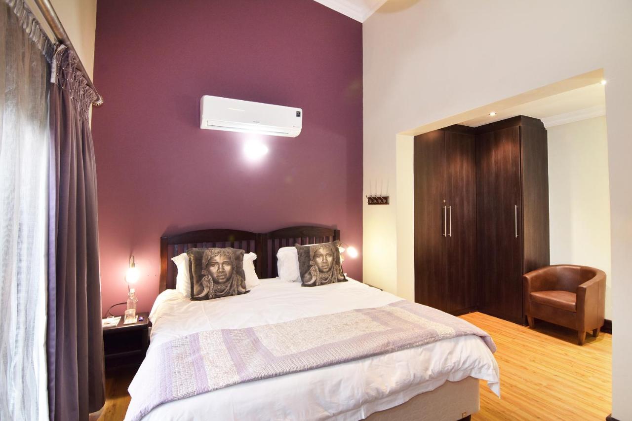 Großes Zweibettzimmer