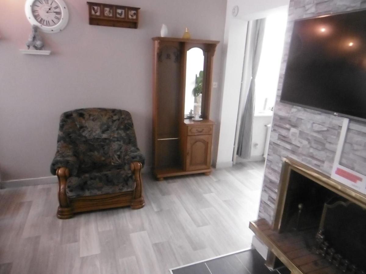 studio au pied de la cathedrale notre dame - B&B