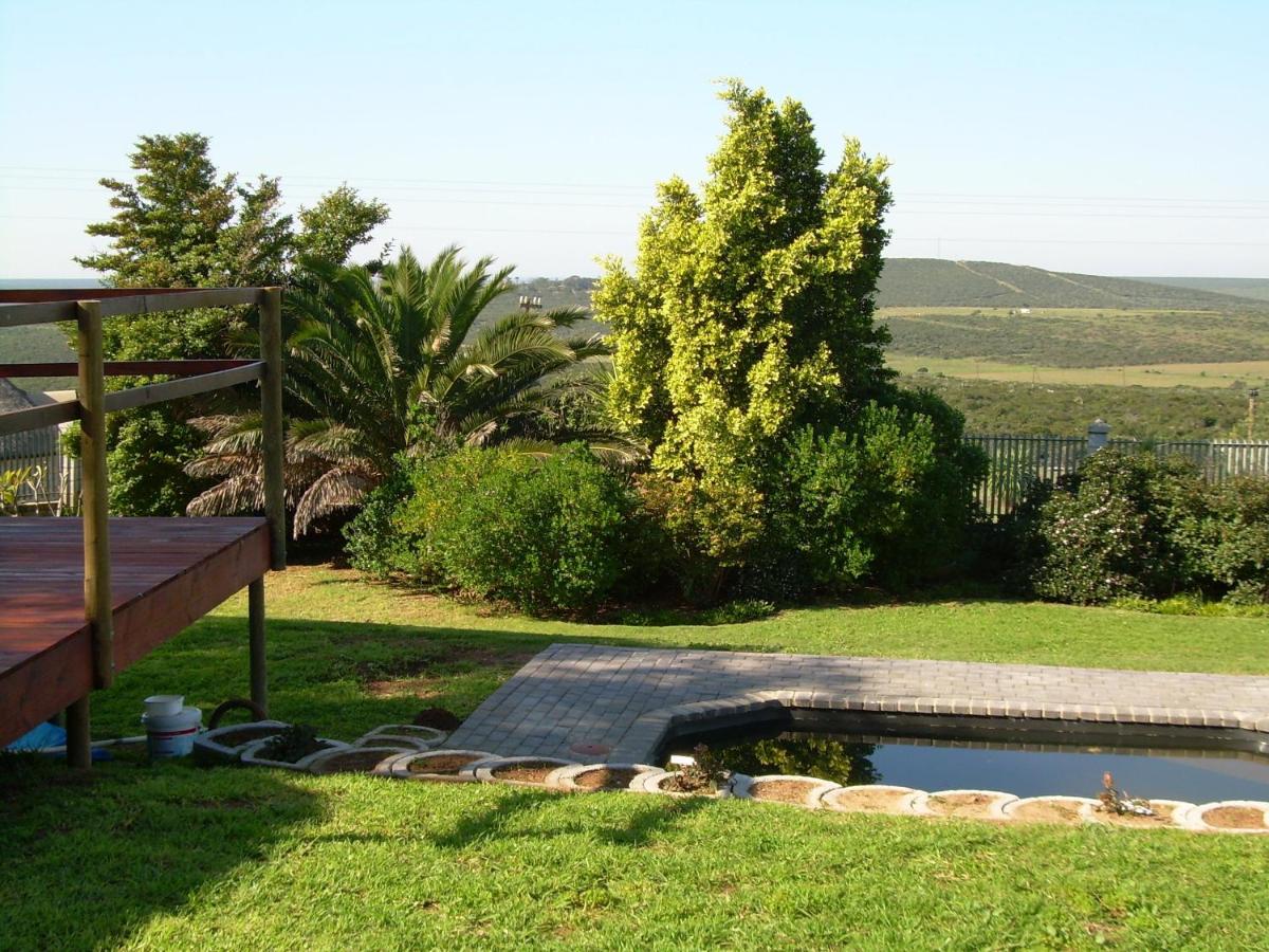 B&B Uitenhage - The Hexagon Wildlife Conservation - Bed and Breakfast Uitenhage