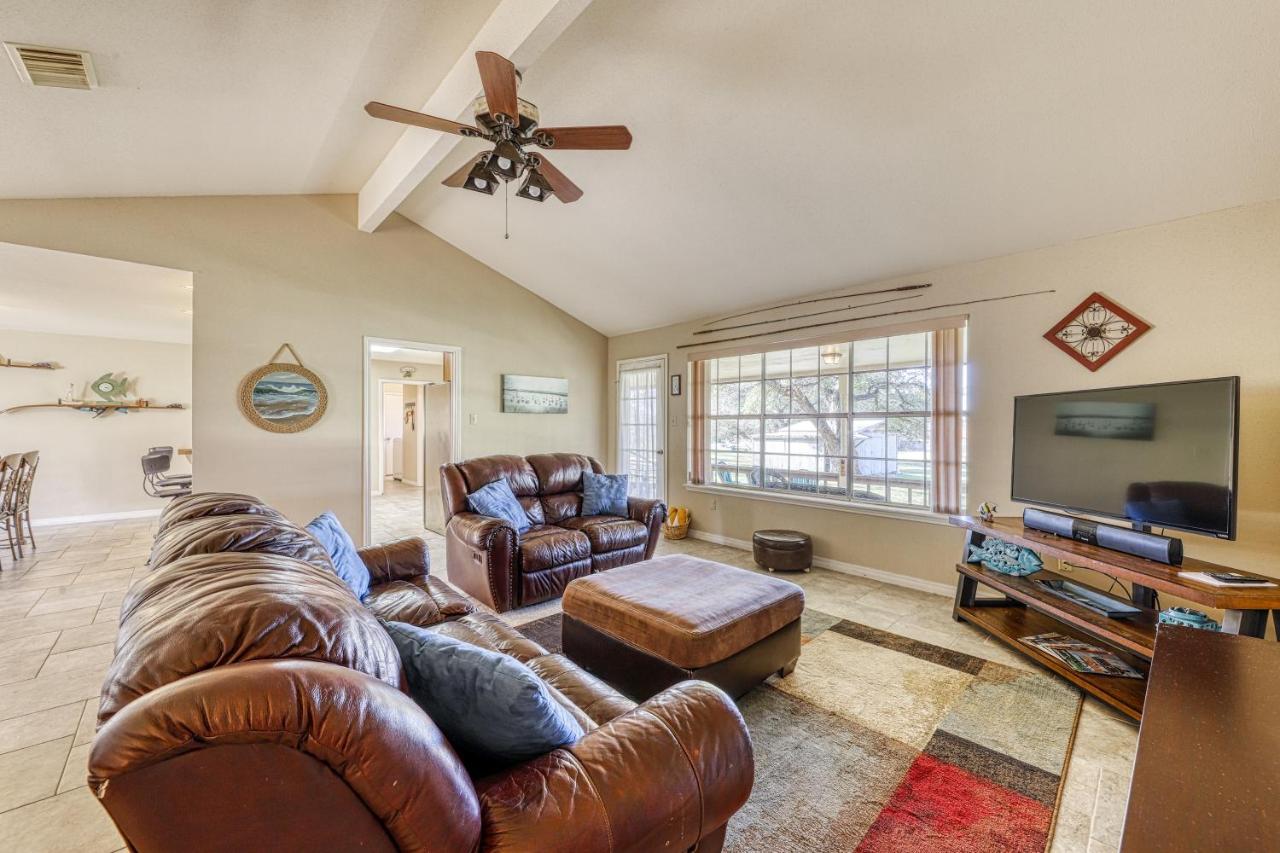 Lone Star Retreat - B&B