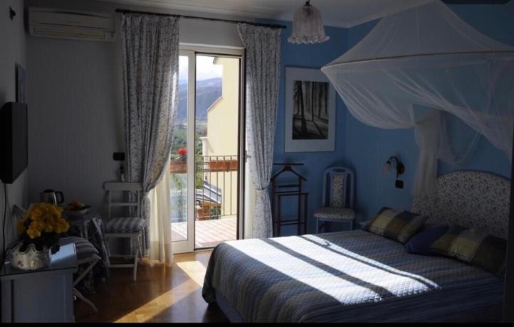 Doppelzimmer mit Balkon