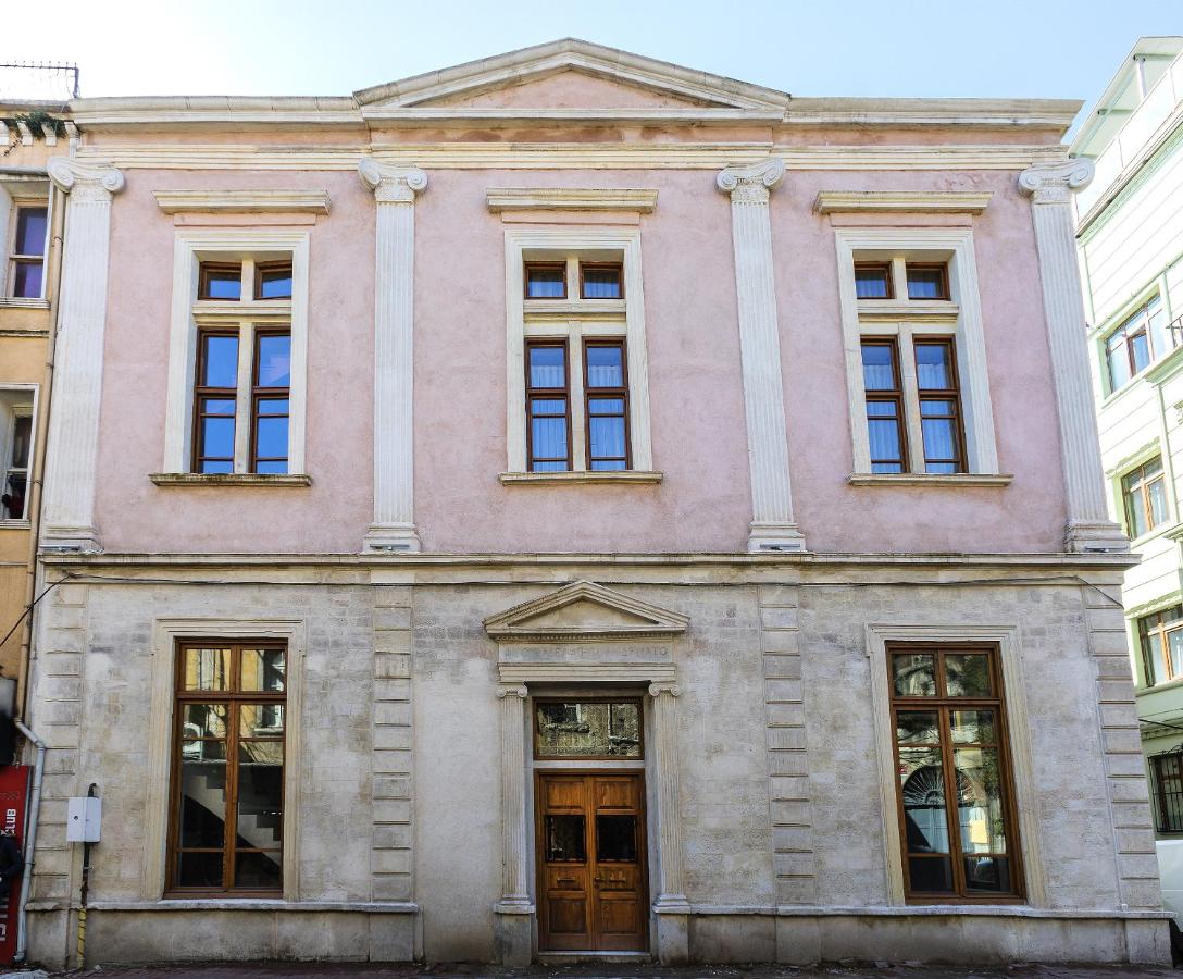 Raven Suites Old City Istanbul - B&B