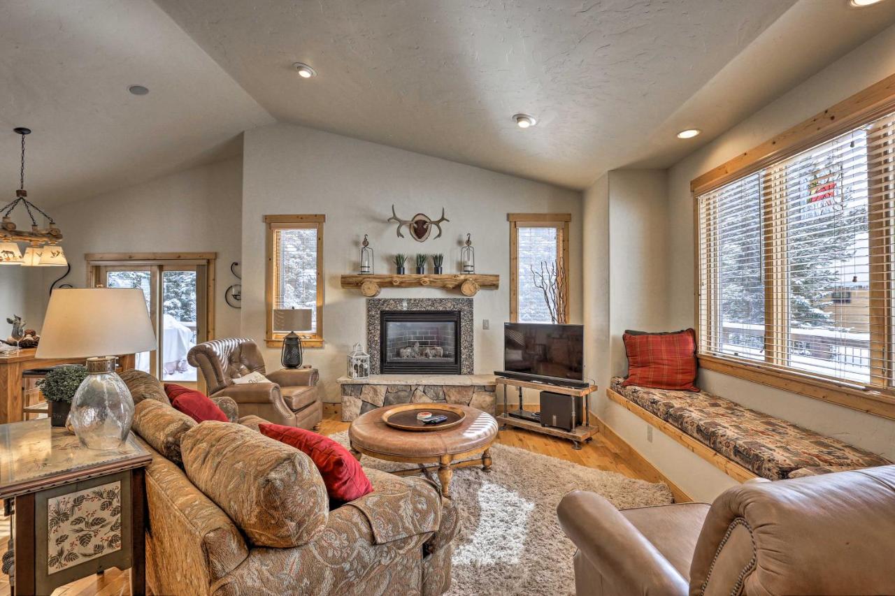 5 Mi to Ski Resort Breck Home with Hot Tub! - Bed and Breakfast Breckenridge