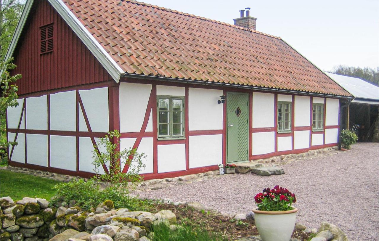 B&B Röstånga - Amazing Home In Rstnga With Kitchen - Bed and Breakfast Röstånga