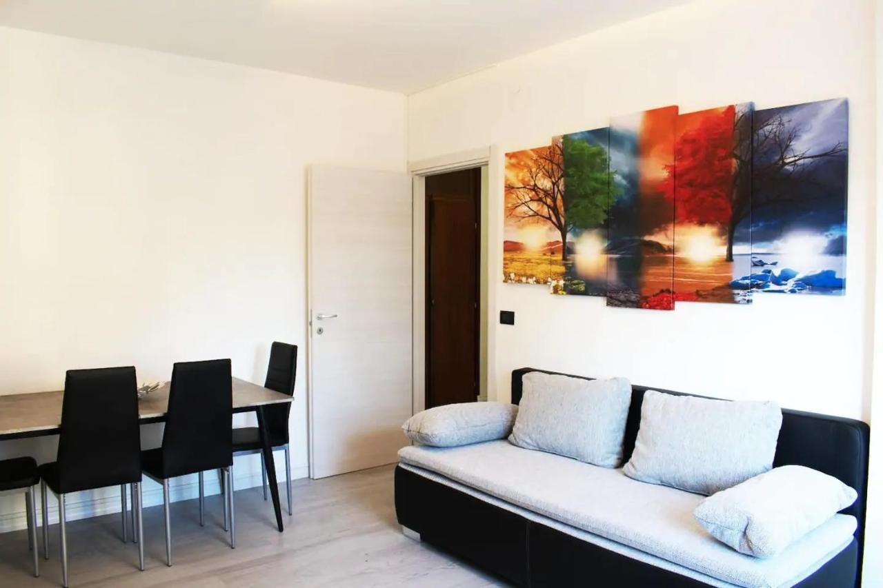 J&M HOUSE -Fronte Ospedale- INCLUSO NETFLIX E DISNEY PLUS - B&B