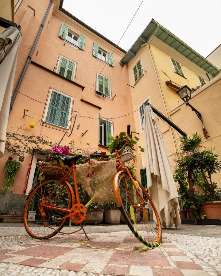 Sui Tetti, Caressa de mä - B&B