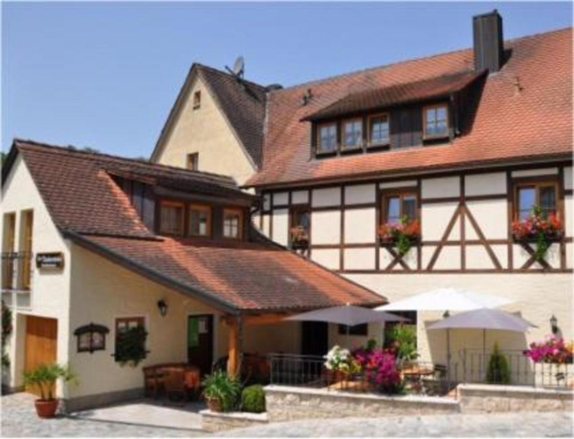 B&B Rothenburg upon Tauber - Gasthaus Tauberstube - Bed and Breakfast Rothenburg upon Tauber