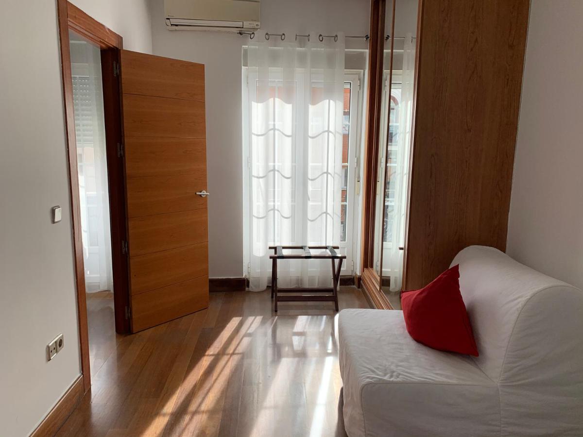 Apartamento de 1 dormitorio con balcón (4 adultos)