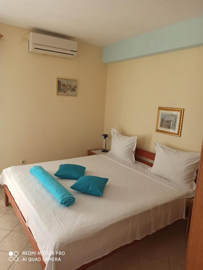 Apartments Ana - Ferienwohnung Grebaštica