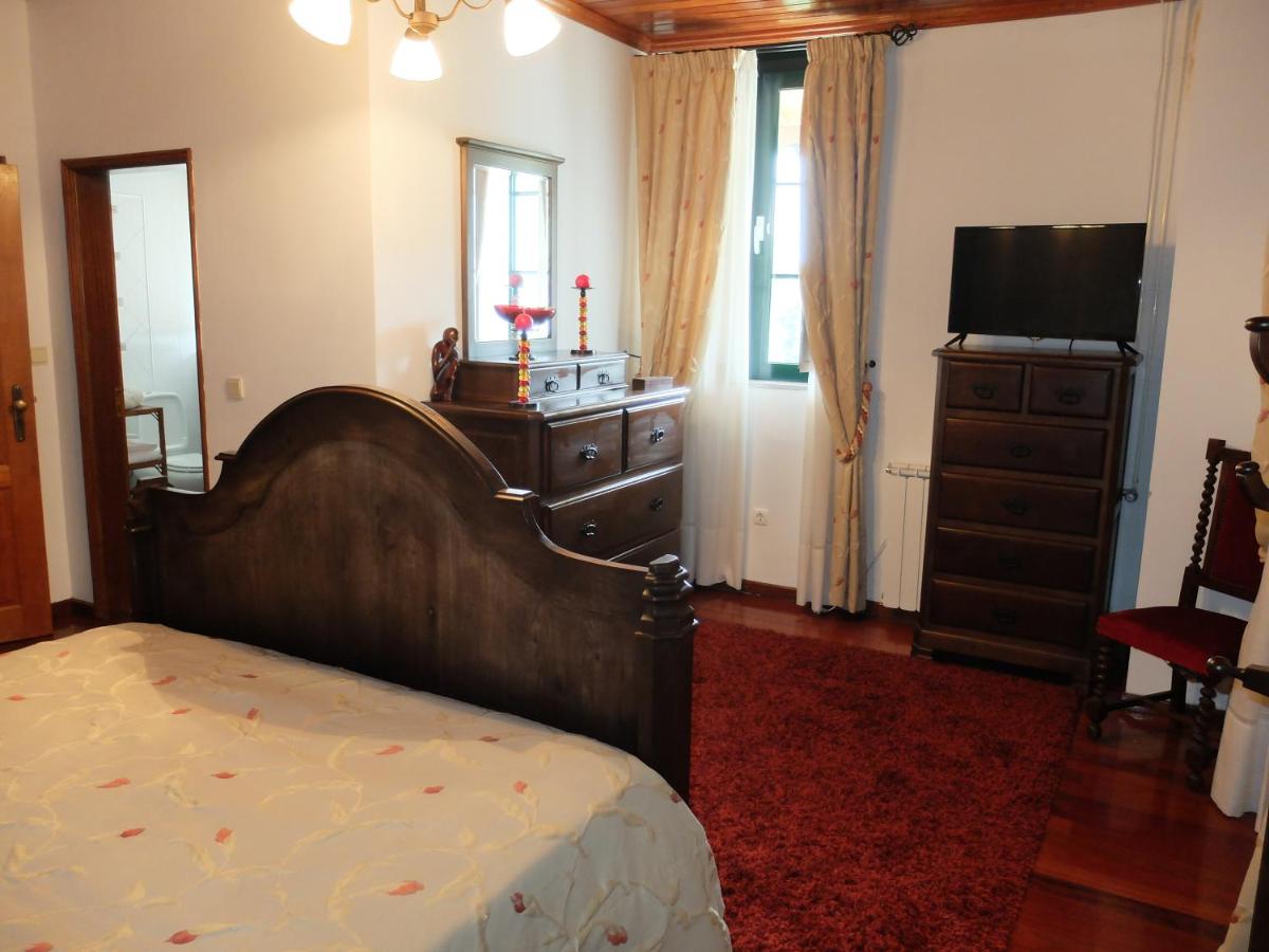 Deluxe Doppelzimmer (2 Erwachsene & 1 Kind)