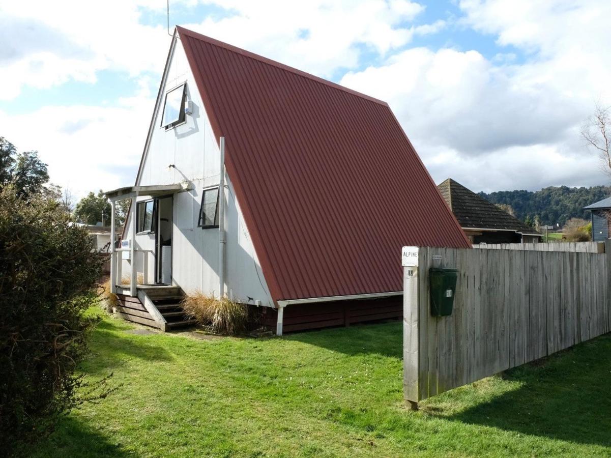 B&B Ohakune - Central Ski Chalet - Ohakune Holiday Home - Bed and Breakfast Ohakune