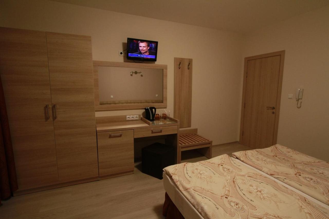 Twin Room with Balcony