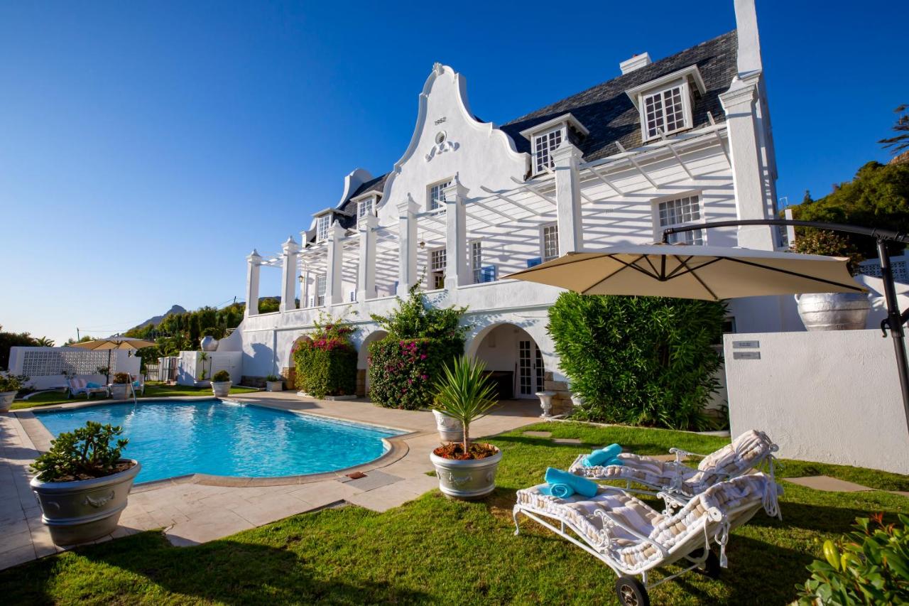 B&B Constantia - Stillness Manor Estate & Spa - Bed and Breakfast Constantia