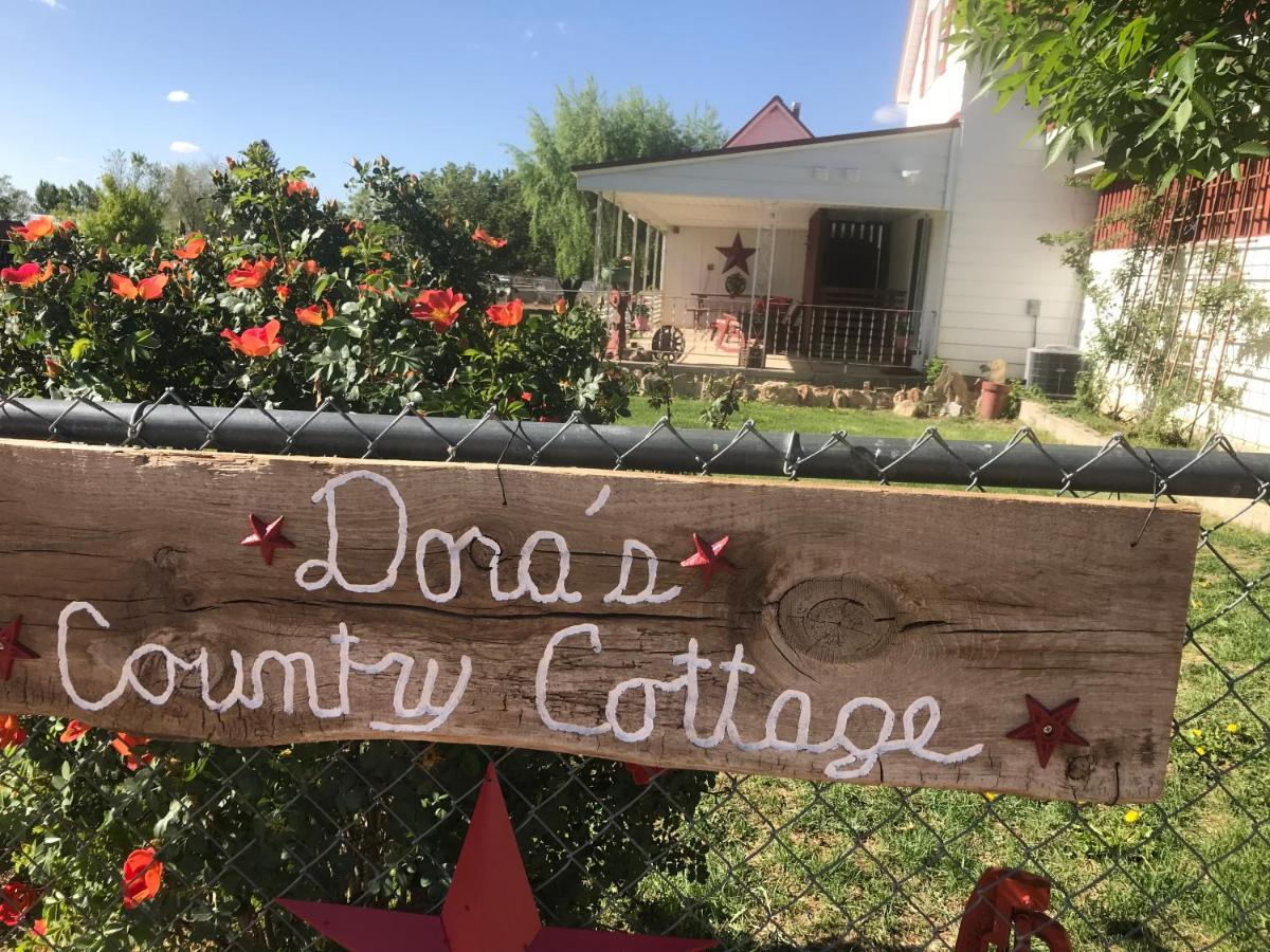 B&B Escalante - Dora's Country Cottage - Bed and Breakfast Escalante