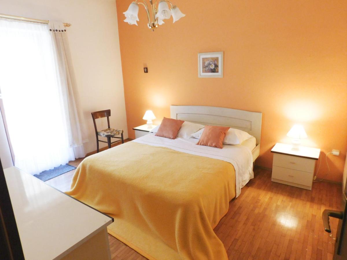 Two-Bedroom Apartment with Terrace and Sea View
