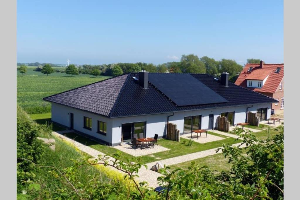 B&B Dranske - Haus Kranichfeld Wohnung A - Bed and Breakfast Dranske