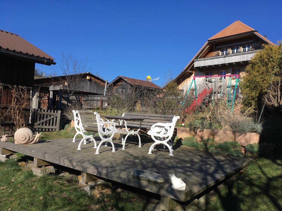 3,5 Zimmerferienwohnung Schwalbenäscht Rüeggisberg - B&B
