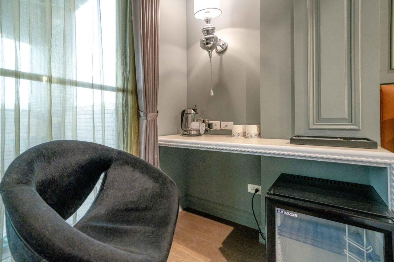 Quadruple Room with Private Bathroom