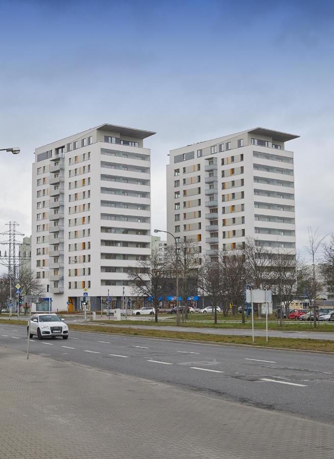 Metro Imielin Apartments - B&B