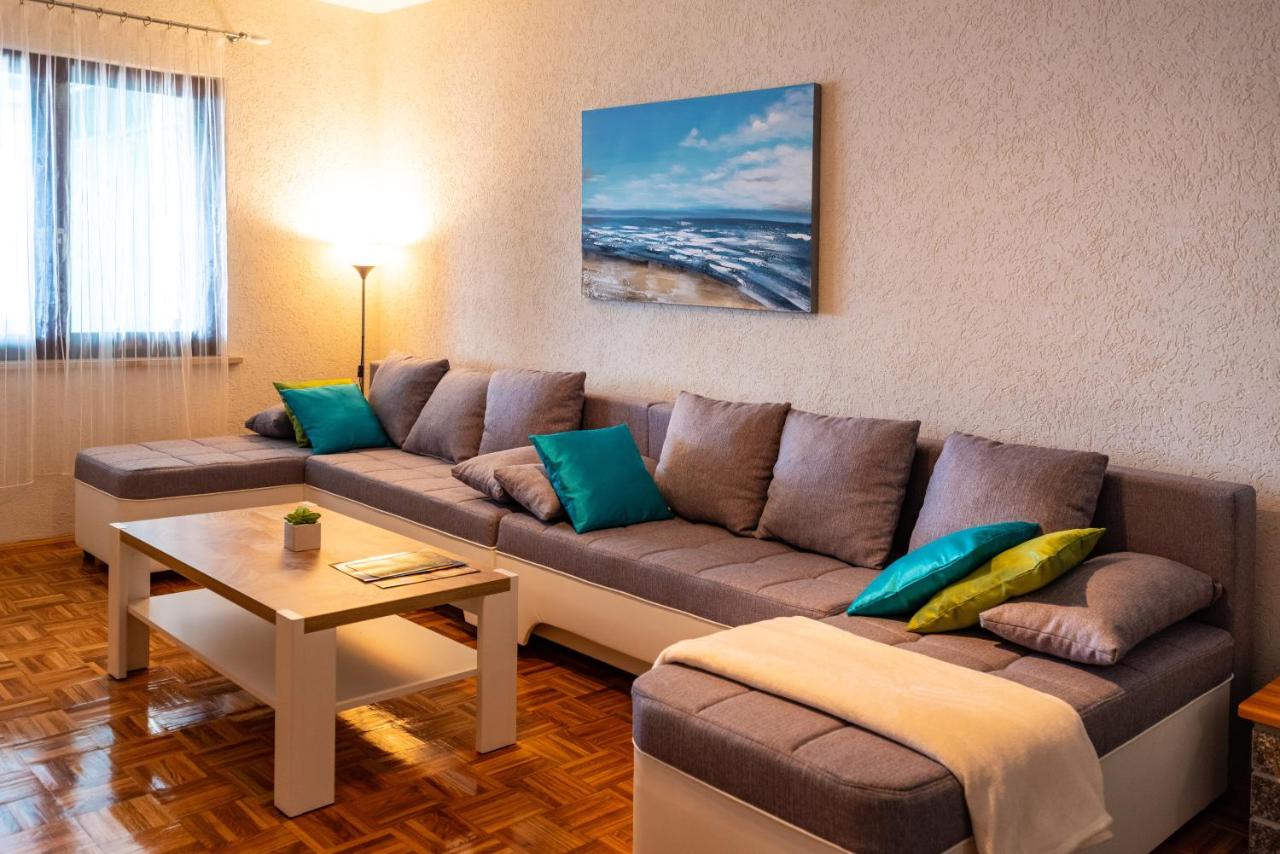 Summer Vibes - B&B