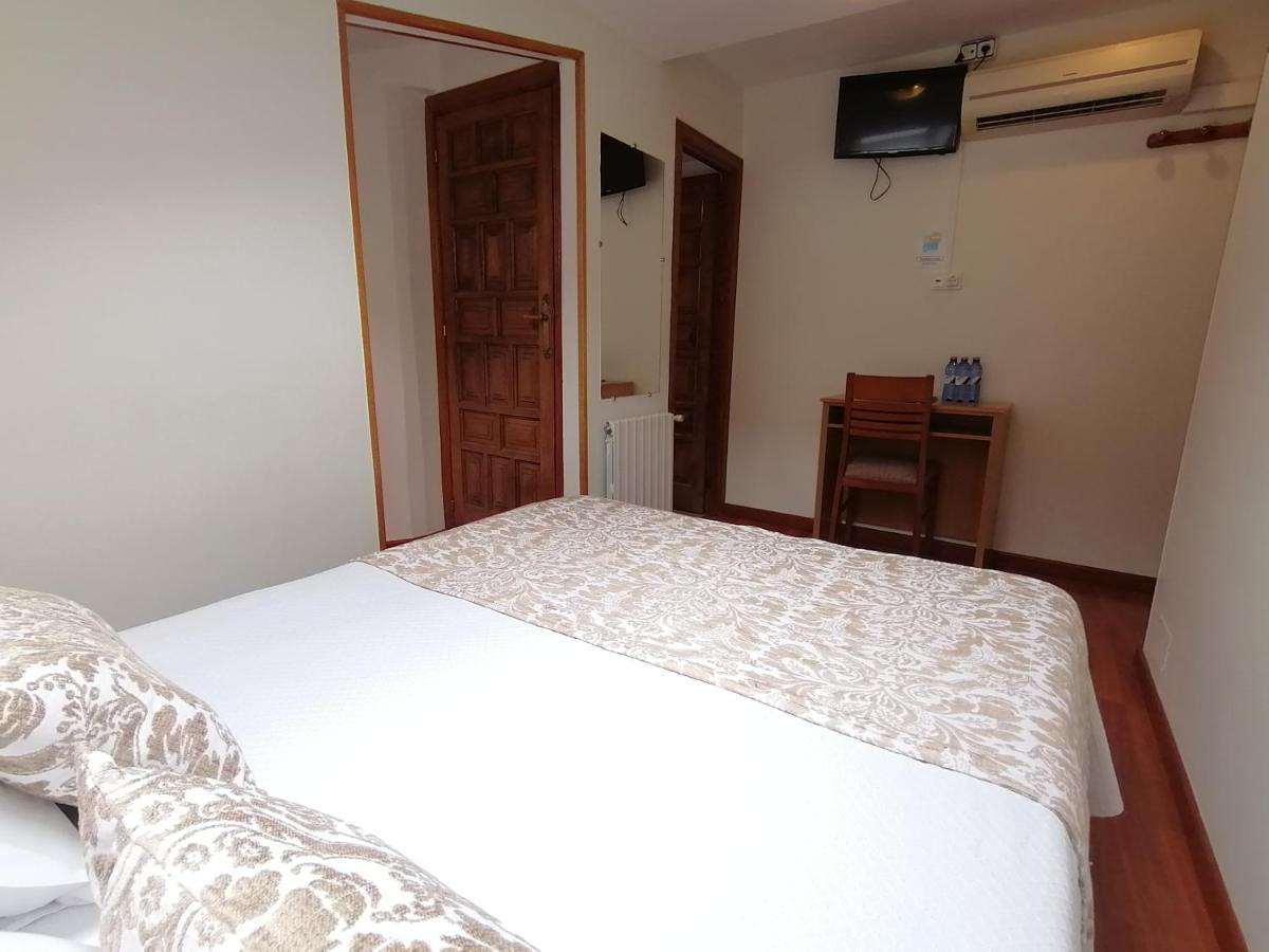 Double Room with Extra Bed - Top Floor 