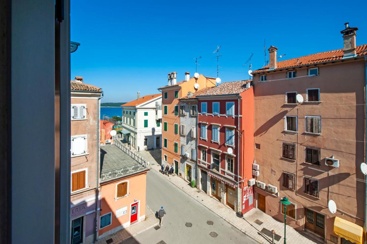 Special Offer -Two Bedroom Apartment with Free Parking