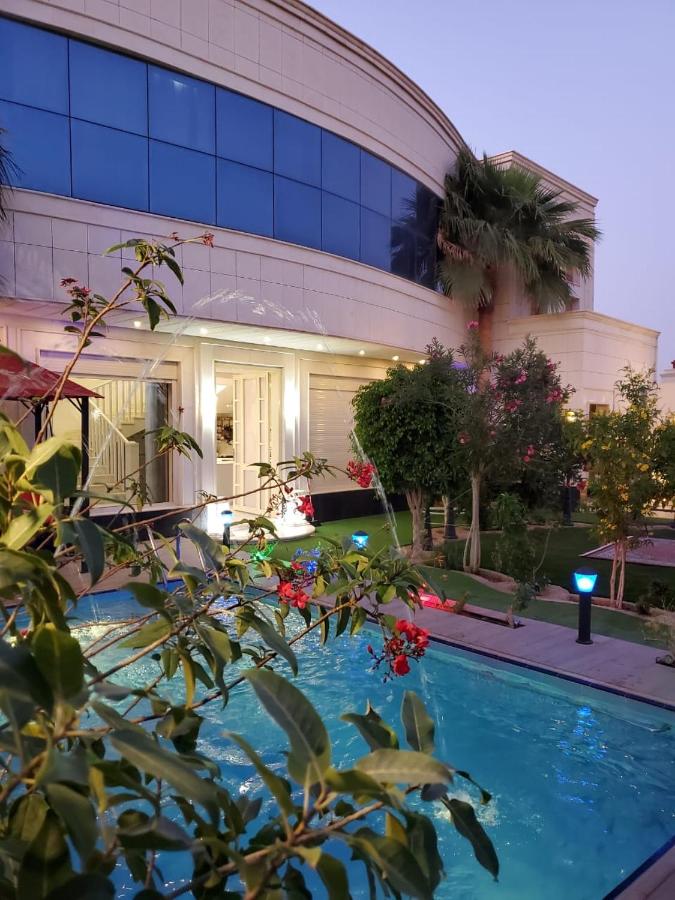 B&B Buraydah - شاليه وفيلا فيليا - Bed and Breakfast Buraydah