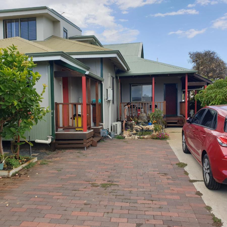 Bunbury's Most Convenient Location - B&B