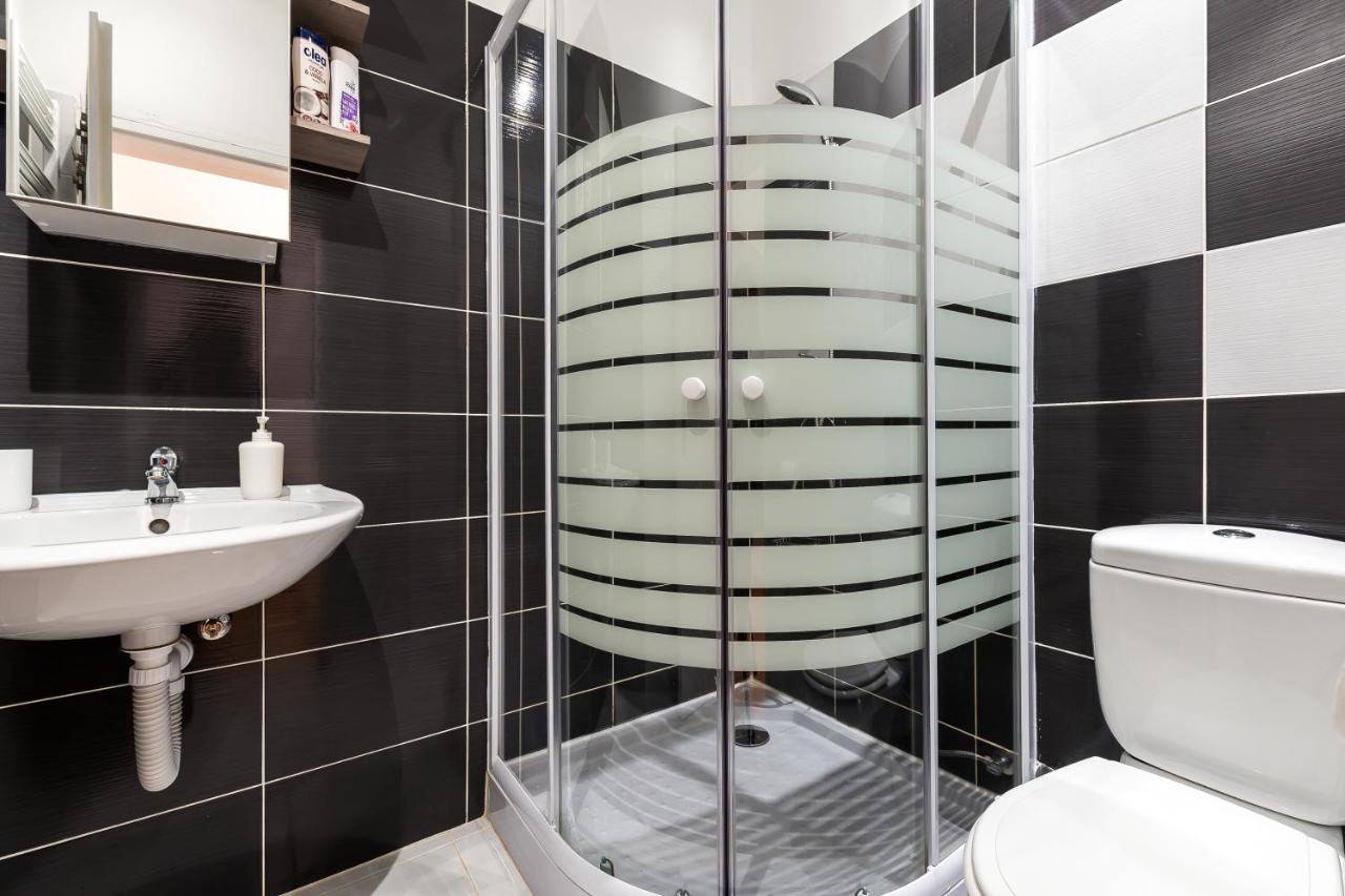 Familiekamer met Eigen Badkamer