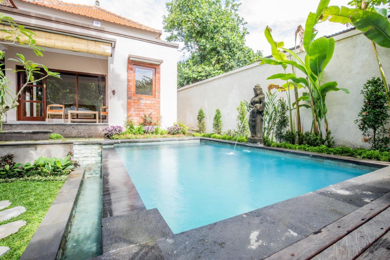 Sari Bamboo Villas - B&B
