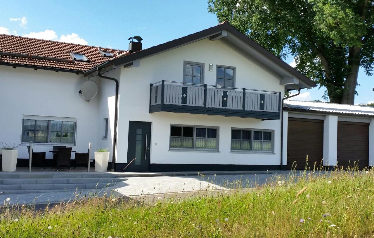 B&B Waldmünchen - Ferienwohnung Spachtholz - Bed and Breakfast Waldmünchen