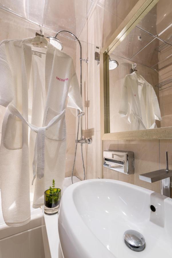 Suite with Private Pool