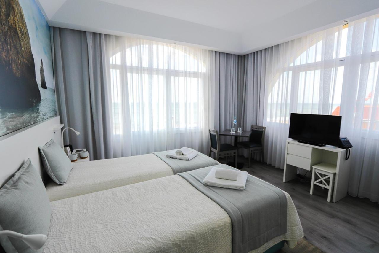 Camera Premium Doppia con Letti Singoli con Vista Mare